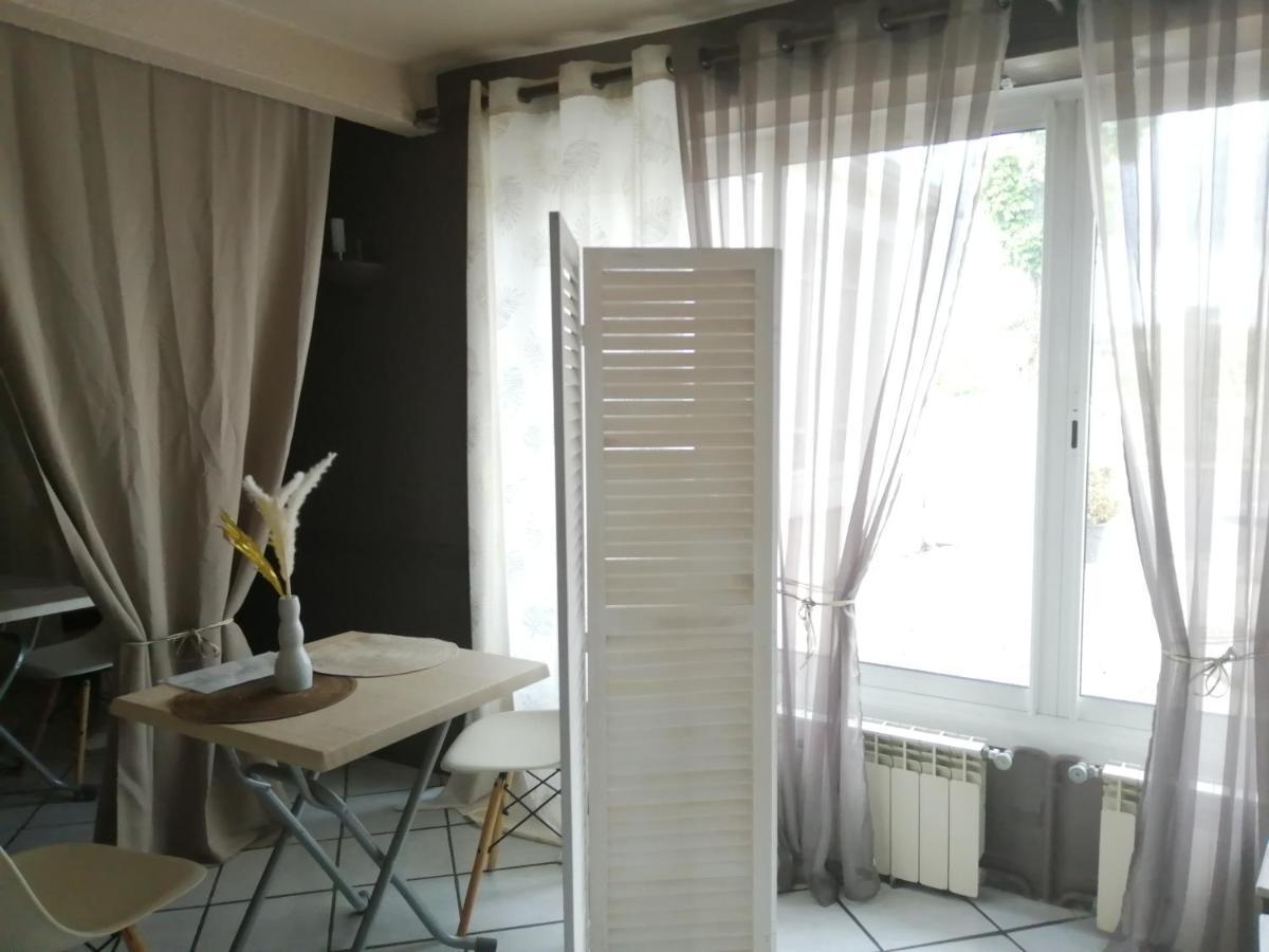 Les Chambres De La Gare Noyers-sur-Cher Extérieur photo